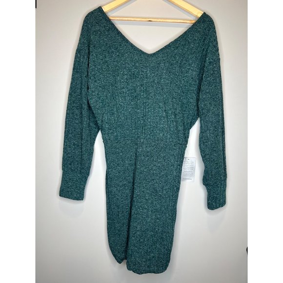NEW Lush sweater dress ribbed long sleeve twist back off shoulder green size L - Picture 2 of 6